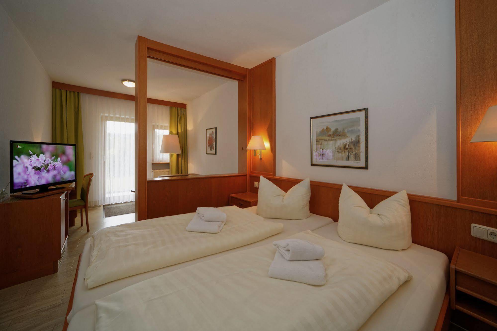 Village Hotel Bayerischer Wald Neukirchen  Екстериор снимка